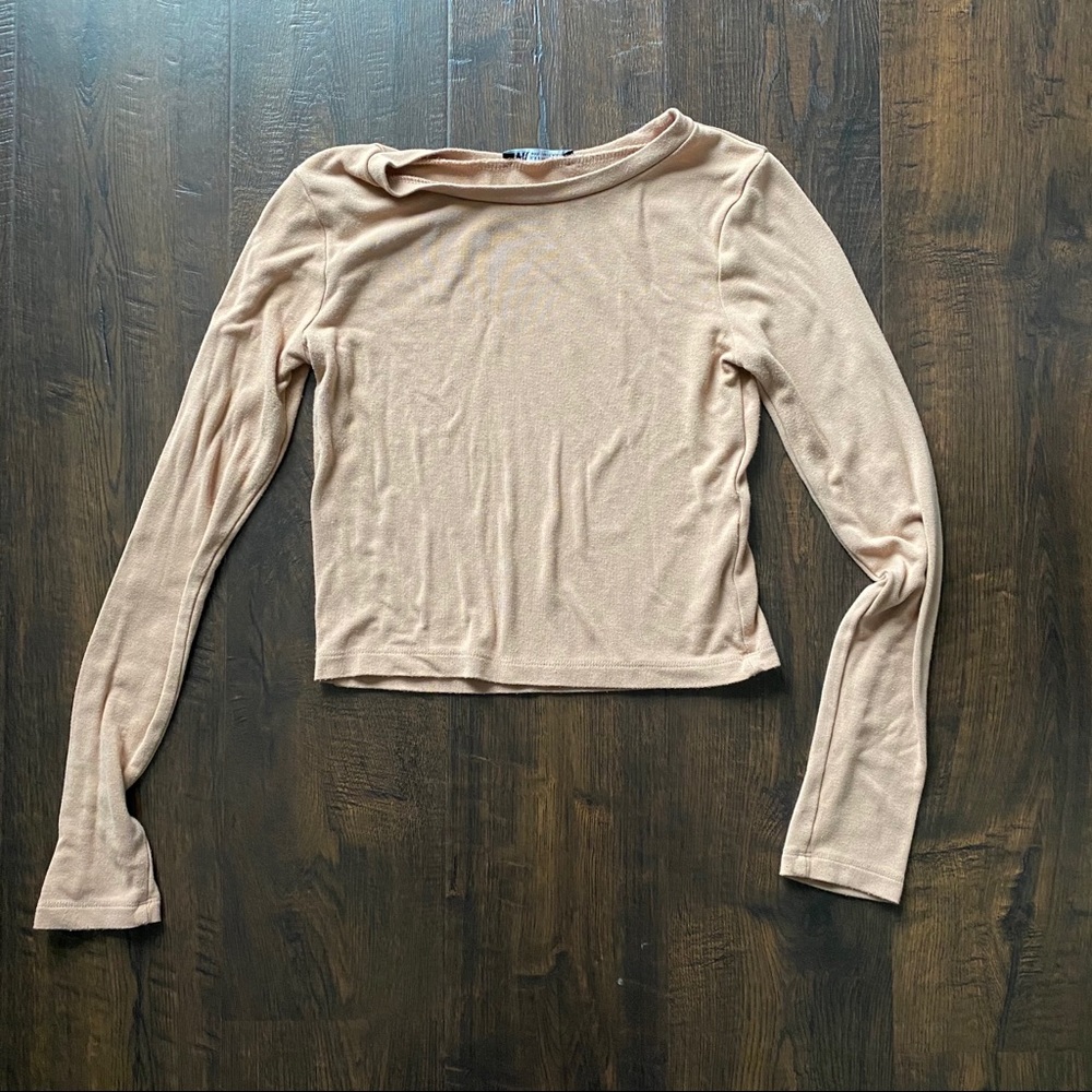 ⛔️SOLD⛔️Zara long sleeve cropped shirt
